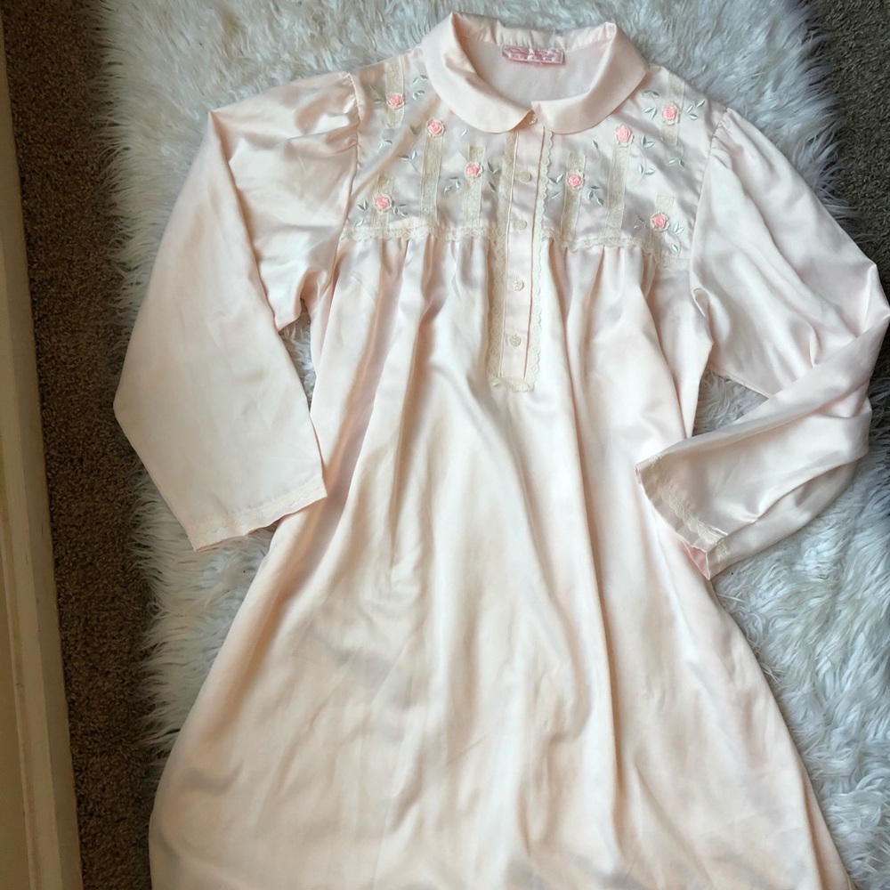 Vintage Oscar de la Renta Nightgown